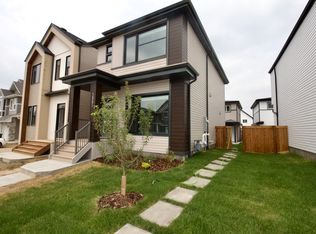 3866 Chrustawka Pl SW #BASEMENT, Edmonton, AB T6W 4M8