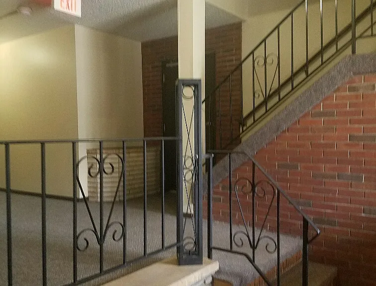 Hanson Ivy League — Photo 1