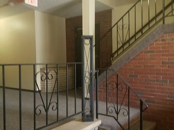 Hanson Ivy League, 3504 11th Ave N APT 10, Grand Forks, ND 58203