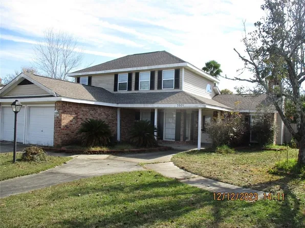 3501 Meadow Lake Dr W, Slidell, LA 70461