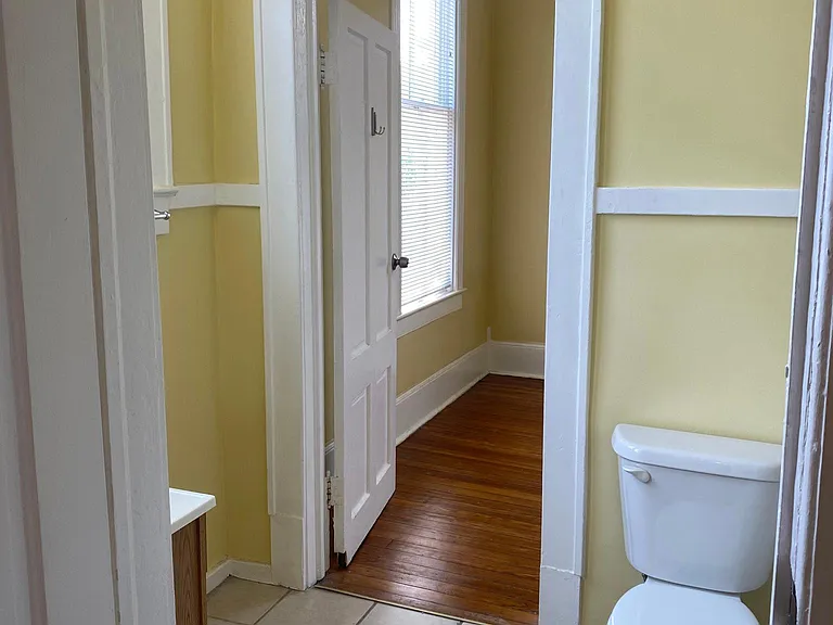 402 E Duffy St #2 — Photo 11