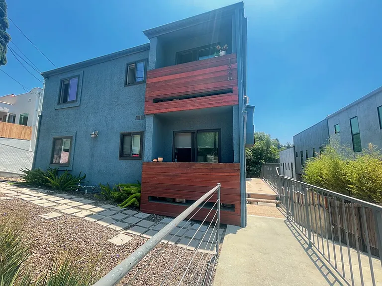 1940 Preston Ave #102A — Photo 22
