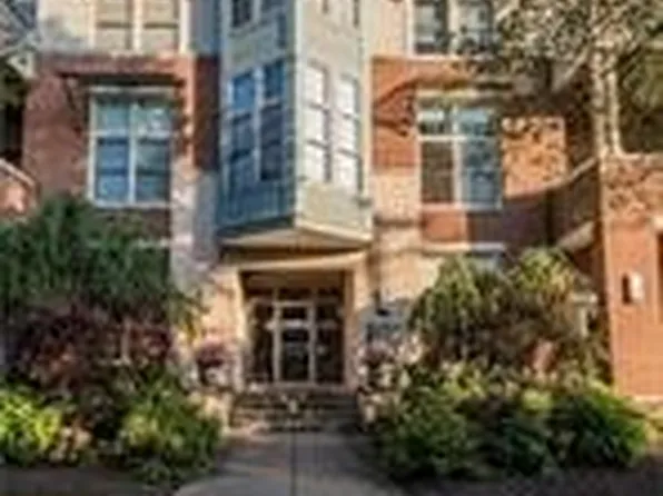 2079 Random Rd APT 103, Cleveland, OH 44106