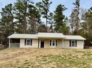 5380 Sulphur Creek Rd, Big Sandy, TN 38221