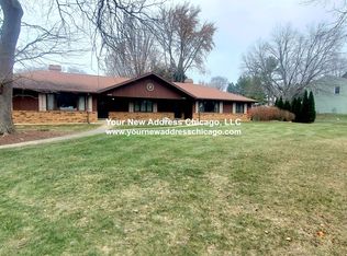 38W324 Kristin Dr, Elgin, IL 60124
