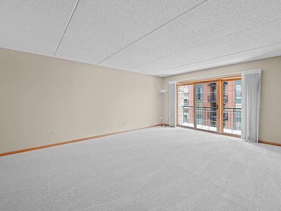 4th image of 200 W Campbell St Unit 502