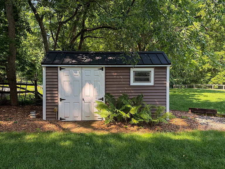 951 Daniel Dr — Photo 25