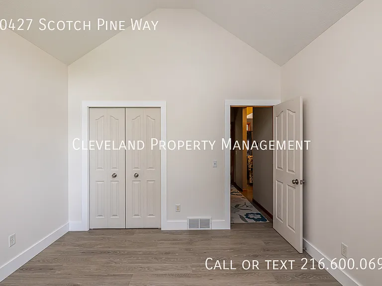 20427 Scotch Pine Way — Photo 24