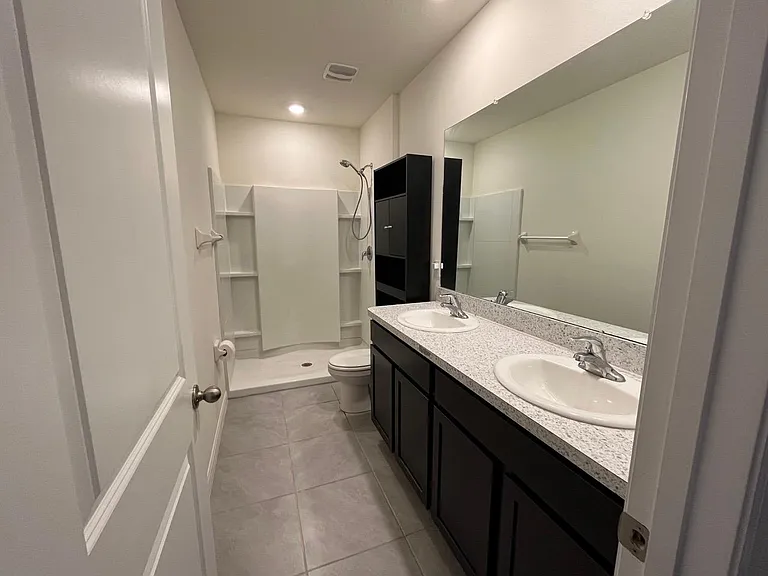32867 Pez Landing Ln — Photo 18