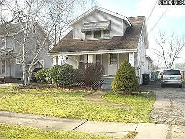 1767 Lexington Ave NW photo 1