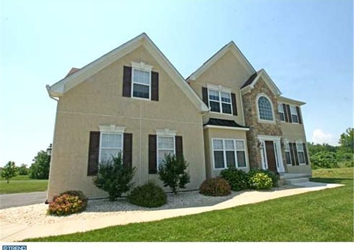 1st image of 626 Ravenglass Dr