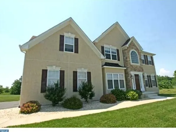 626 Ravenglass Dr, Townsend, DE 19734