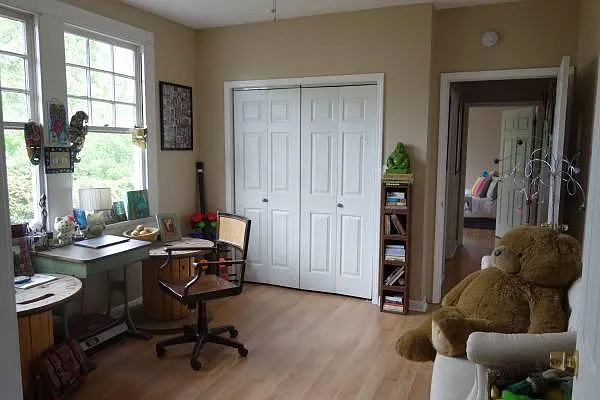 5963 Colbert St — Photo 7