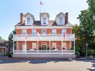 146 S 3rd St, Ste Genevieve, MO 63670