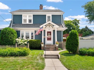 104 Alexander St, Cranston, RI, 02910