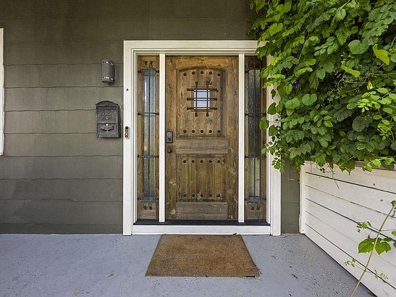 2nd image of 348 Wilson Ave