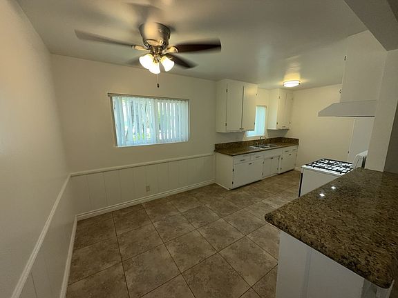 4th image of 327 N Isabel St APT 1