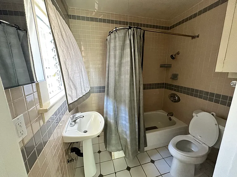 821 Orange Grove Ave — Photo 22