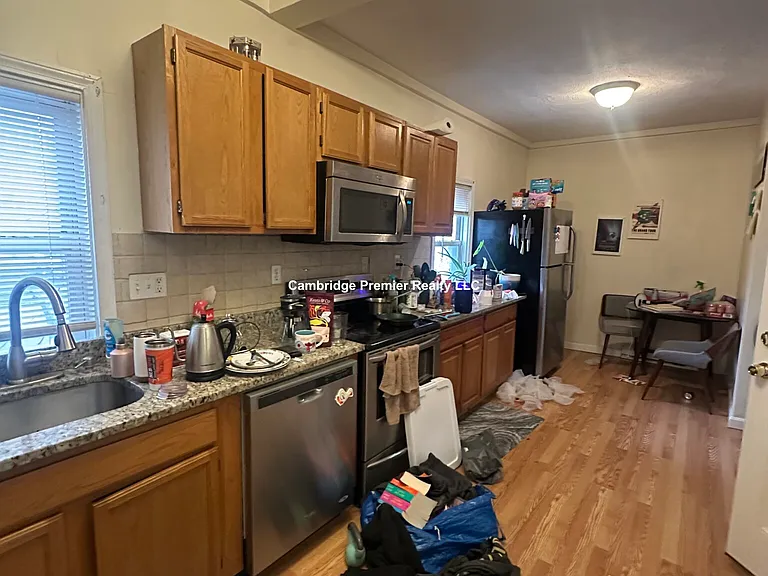 1105 Cambridge St #2 — Photo 14
