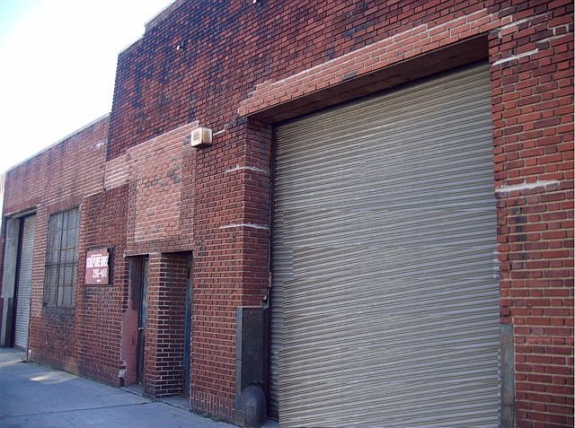 1st image of 396 Johnson Ave
