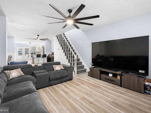 4th image of 5707 Erdrick St