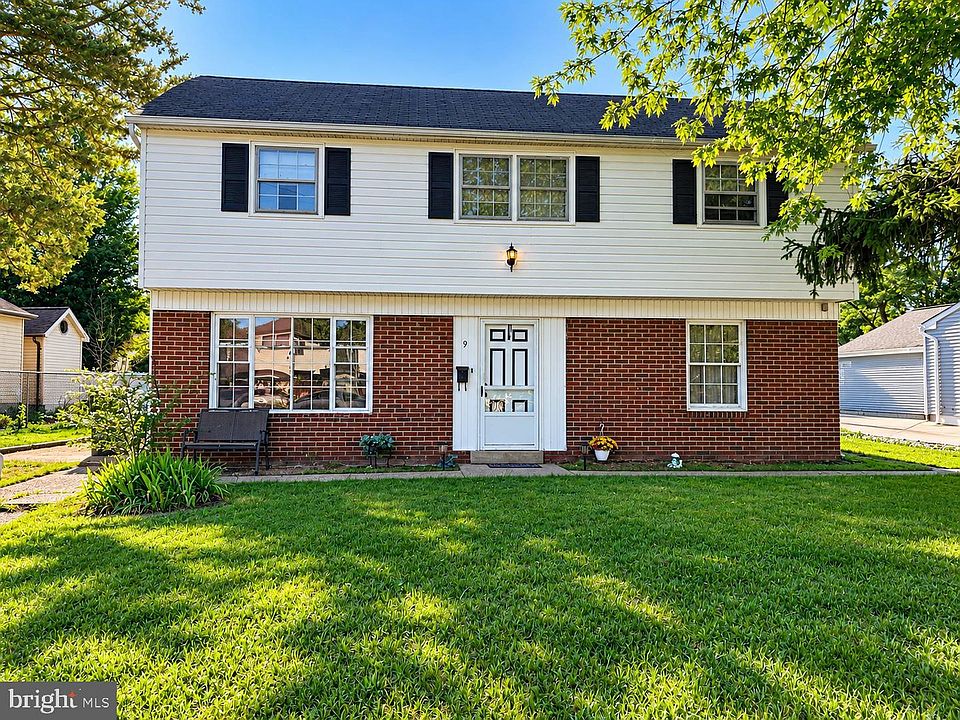 1st image of 9 Briarcliff Rd