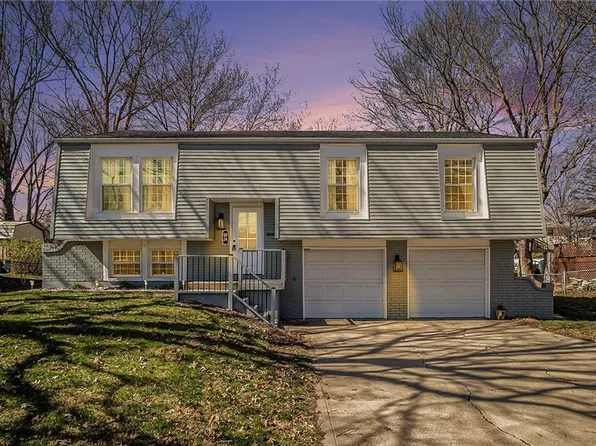 8824 N Walnut St, Kansas City, MO 64155