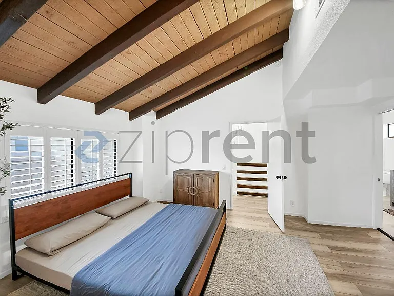10444 Canoga Ave #40 — Photo 20