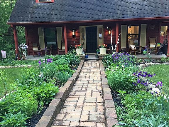 Level 1 of 3 Front Levels