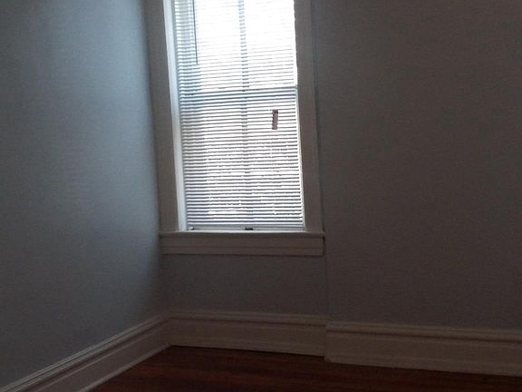 3rd image of 4111 Botanical Ave #A