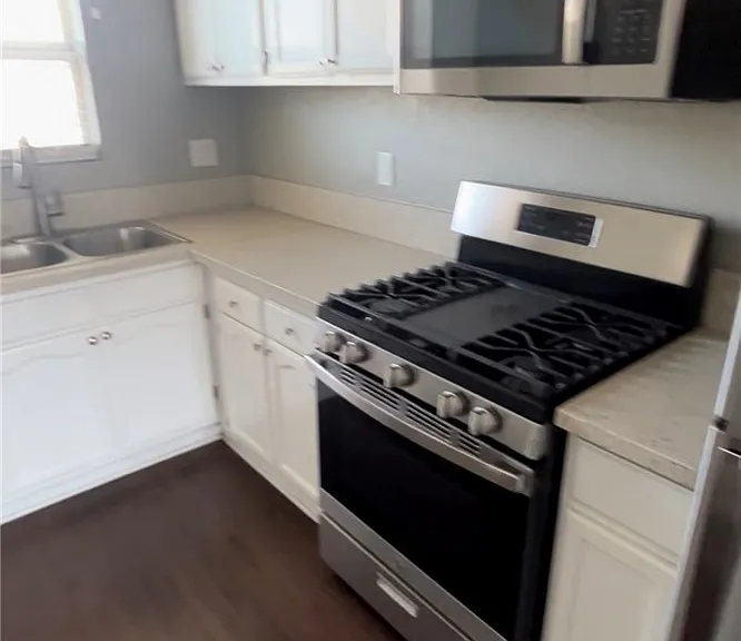 5163 Pickford St #4 — Photo 4