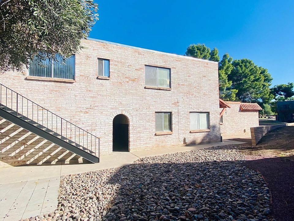 1st image of 6610 E Calle La Paz