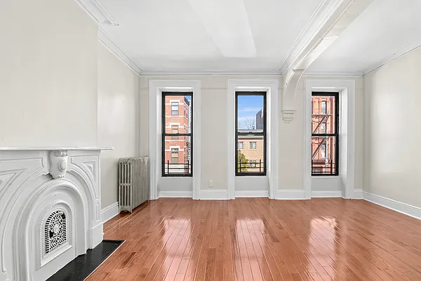 Rented by Ivey North LLC | media 10