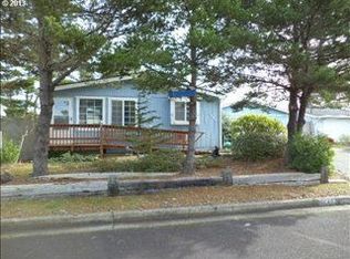 1648 Myeena Loop, Florence, OR 97439