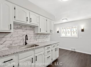 808 Lamont St, Mc Kees Rocks, PA 15136