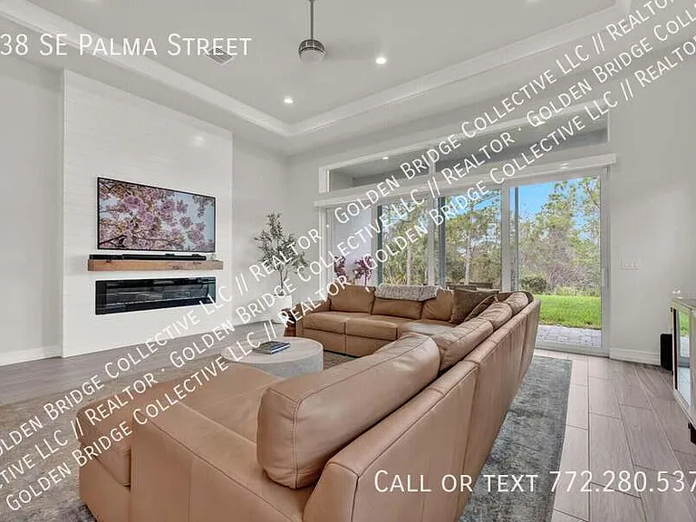 138 SE Palma St — Photo 6
