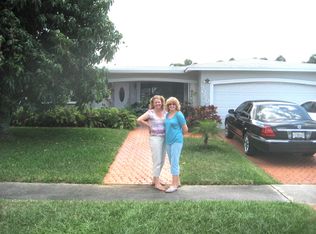 9050 NW 20th St, Pembroke Pines, FL 33024