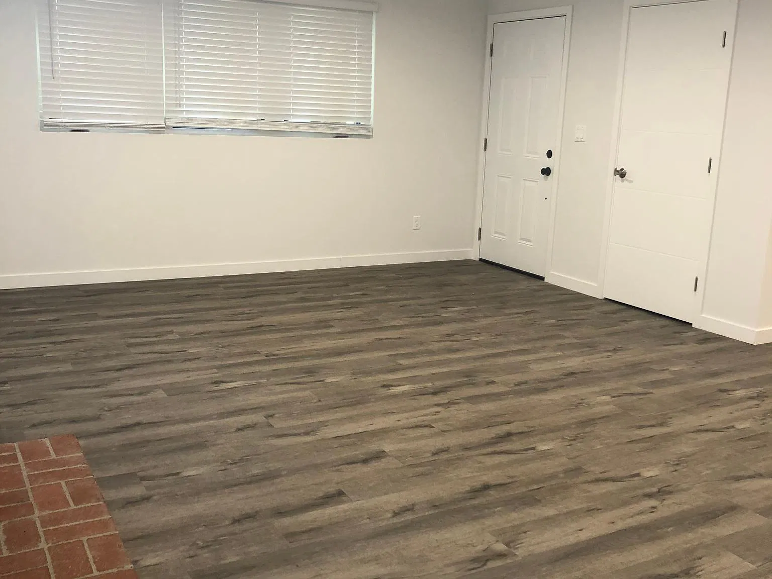 3 bed, 2.5 bath, 1950 sqft, $4,300 — Photo 1