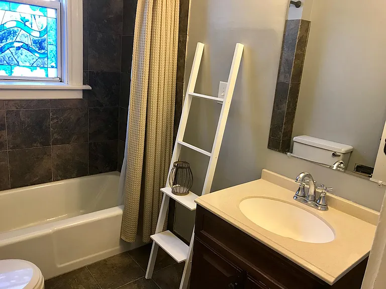 Second floor full bath