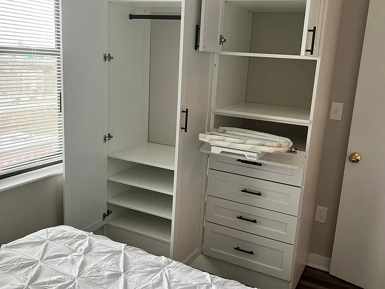 1001 Saint Paul St #10H — Photo 10