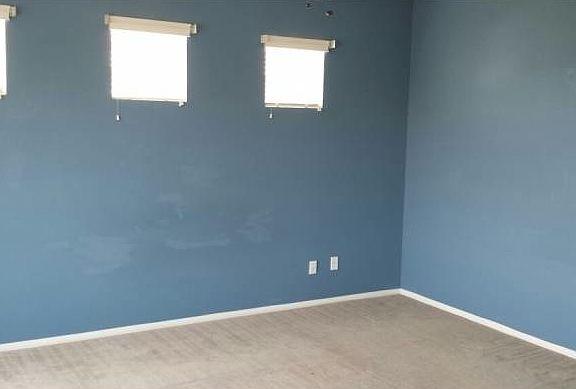 3rd image of 1186 Oasis Ct