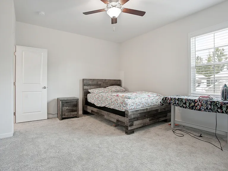 7925 Tiberon Pkwy #0 — Photo 34