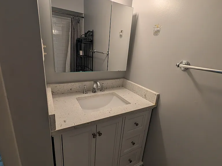 380 N Liberty St #9 — Photo 9