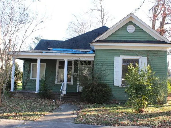 603 W Market St, Greenwood, MS 38930