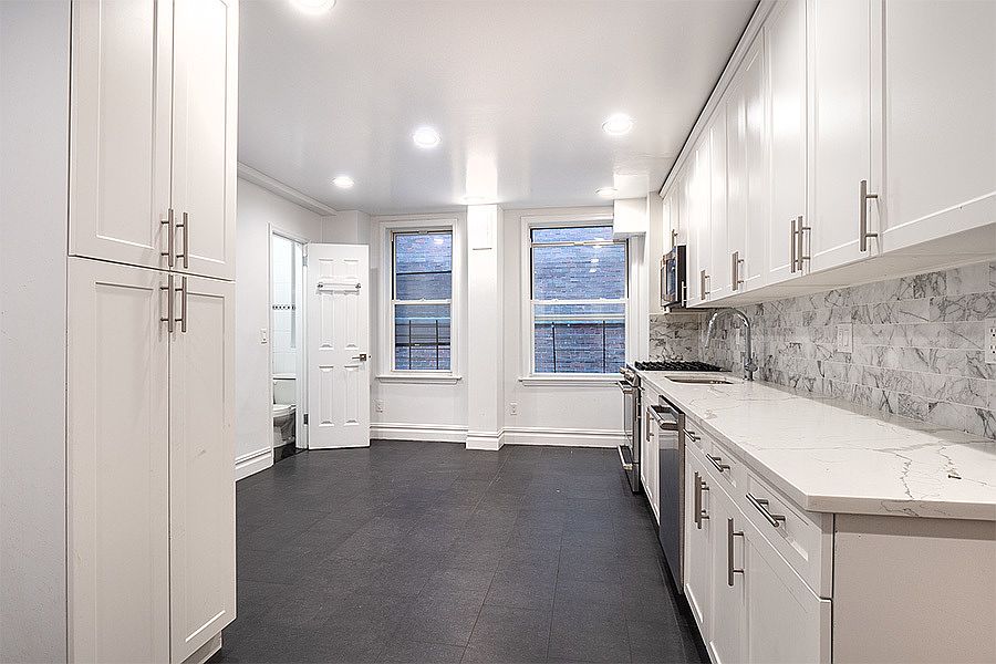 1st image of 124 W 79th St #2V