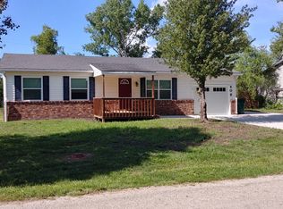 408 W 7th St, Lebo, KS 66856