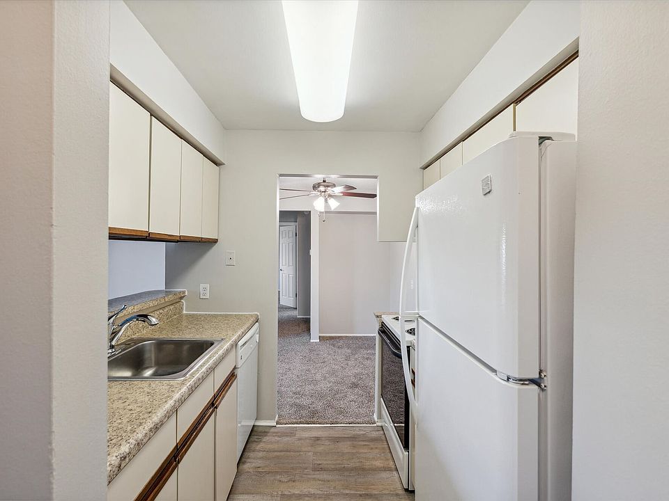 Flushing Valley Apartments 300 Henry Ct Flushing MI Zillow