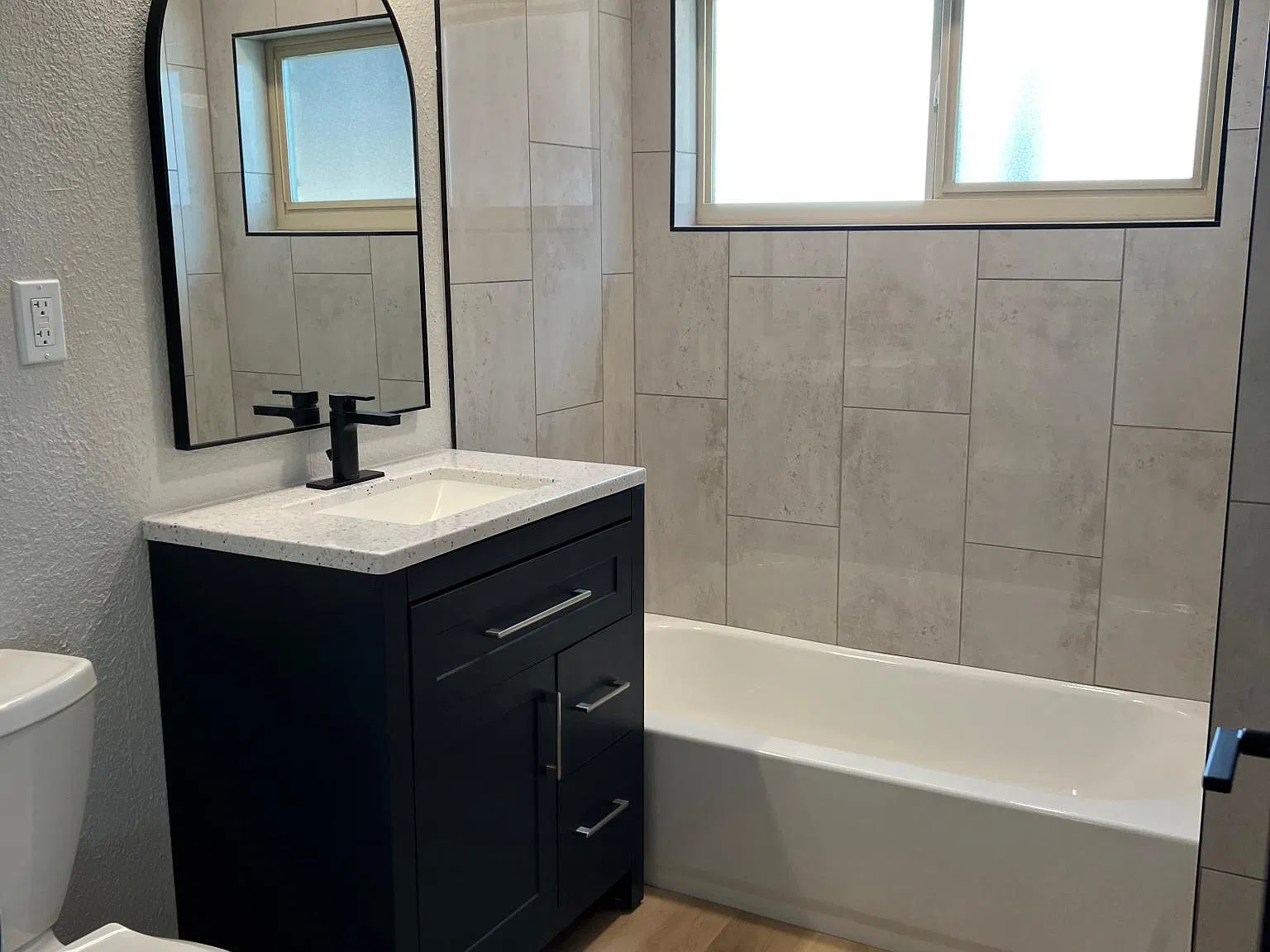 Studio, 600 sqft, $2,200 — Photo 4