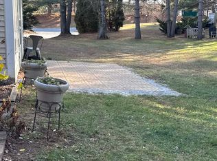 4 Pine Brook Ln APT B4, North Springfield, VT 05150