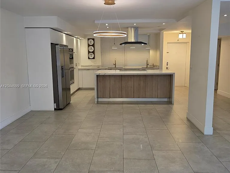 20401 NE 30th Ave #112-8 — Photo 5